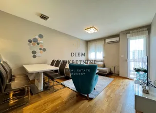 Izdavanje, dvosoban stan, 70m², City Kvart, Podgorica - image 3