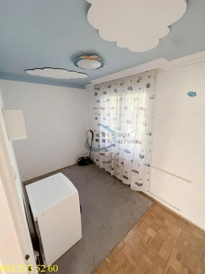 Sale, three bedroom apartment, 75m², Farmaceutski Fakultet, Voždovac Sve Podlokacije