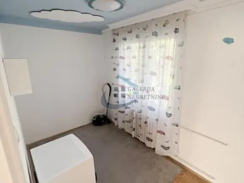 Sale, three bedroom apartment, 75m², Farmaceutski Fakultet, Voždovac Sve Podlokacije - image 15