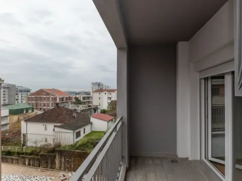 Rent, two bedroom apartment, 68m², Momišići, Podgorica - image 12