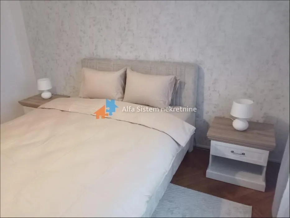 Rent, two bedroom apartment, 62m², Stari Grad, Beograd