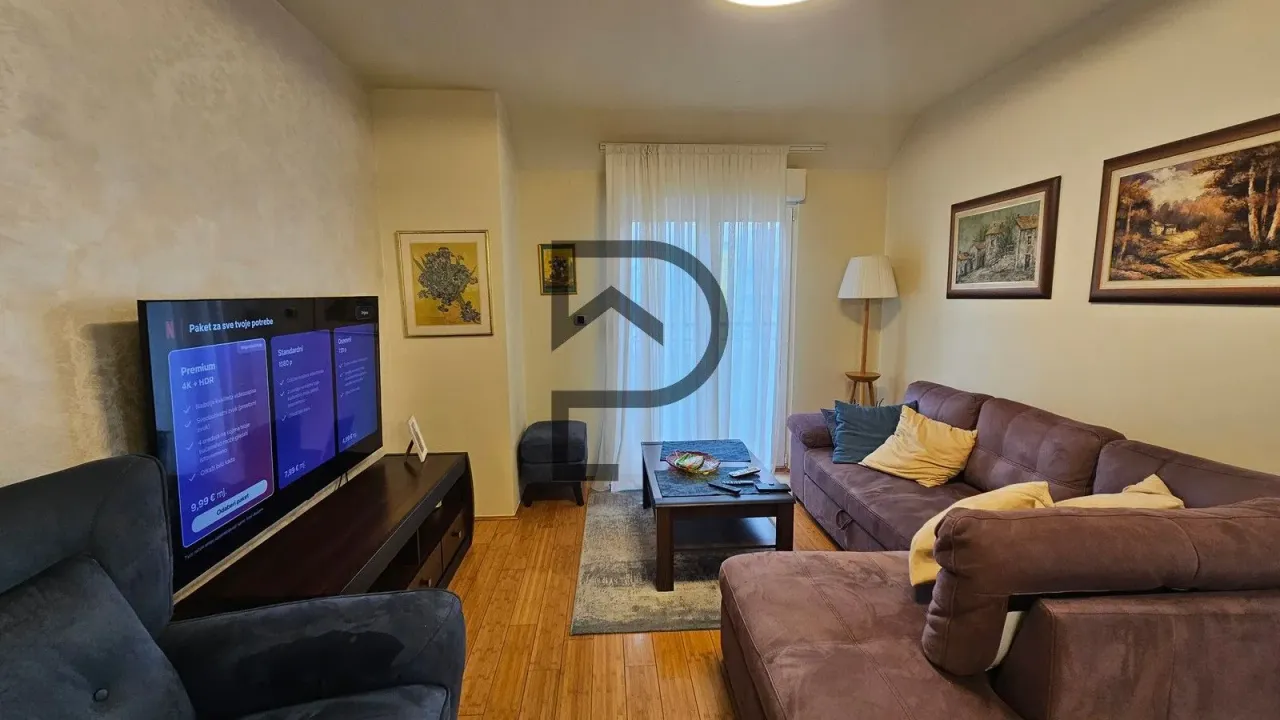 Prodaja, stan, 96m², Vezirov Most, Podgorica