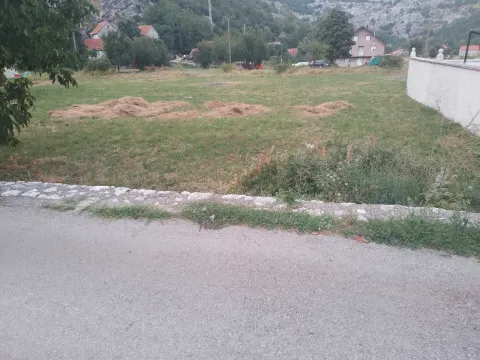 Prodaja, plac, 667m², Cetinje, Crna Gora - image 4