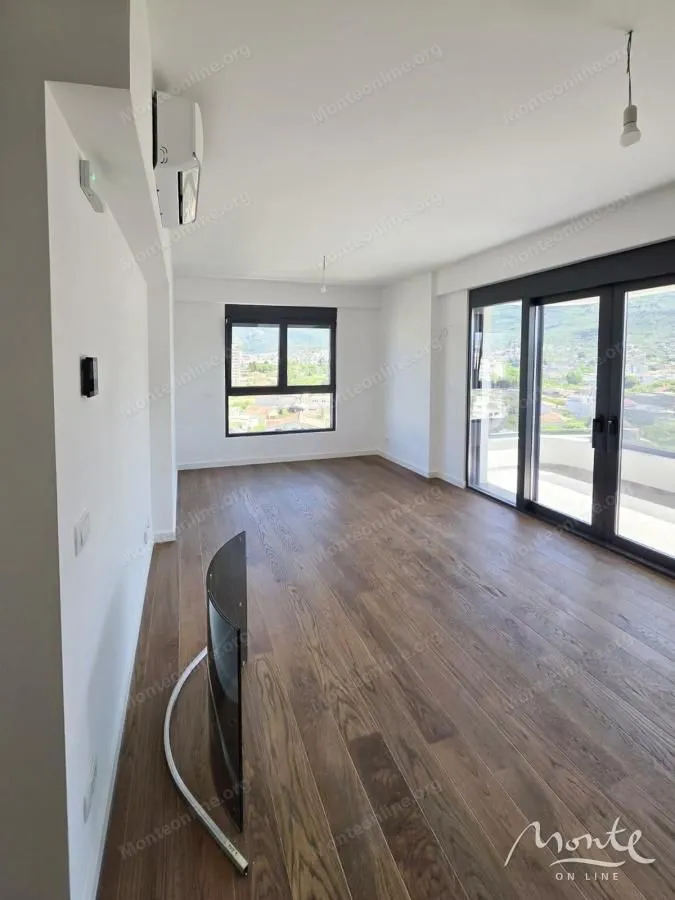 Prodaja, dvosoban stan, 71m², Bar, Crna Gora