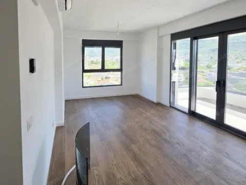 Prodaja, dvosoban stan, 71m², Bar, Crna Gora - image 1