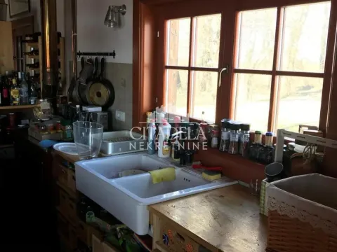 Rent, house, 200m², Surčin, Beograd - image 8