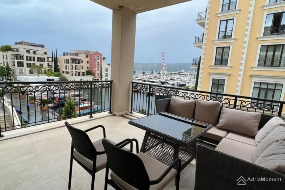 Prodaja, dvosoban stan, 131m², Porto Montenegro, Tivat