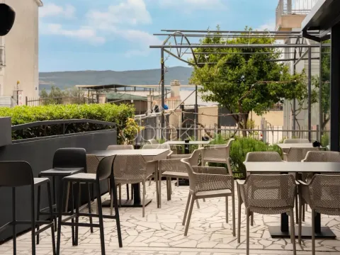 Prodaja, kuća, 141m², Tivat, Crna Gora - image 2