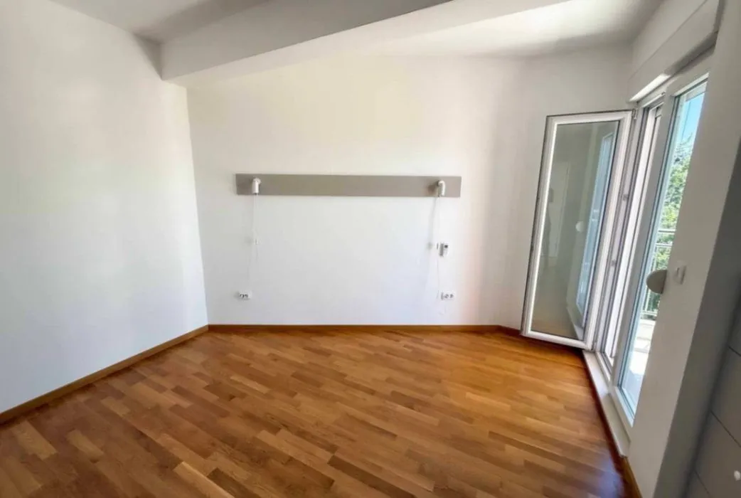 Prodaja, dvosoban stan, 72m², Tivat, Crna Gora