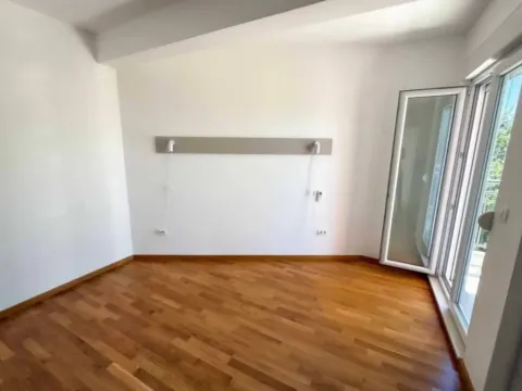 Prodaja, dvosoban stan, 72m², Tivat, Crna Gora - image 4