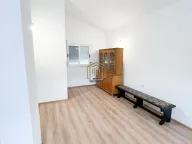 Izdavanje, dvosoban stan, 70m², Konik, Podgorica - image 4