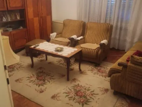 Prodaja, kuća, 250m², Karaburma, Palilula Sve Podlokacije - image 13