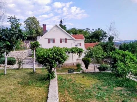 Prodaja, kuća, 95m², Centar, Nikšić - image 3