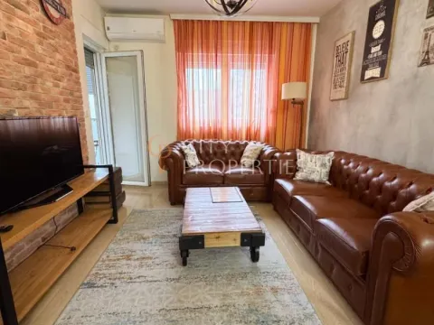Izdavanje, stan, 47m², City Kvart, Podgorica - image 1