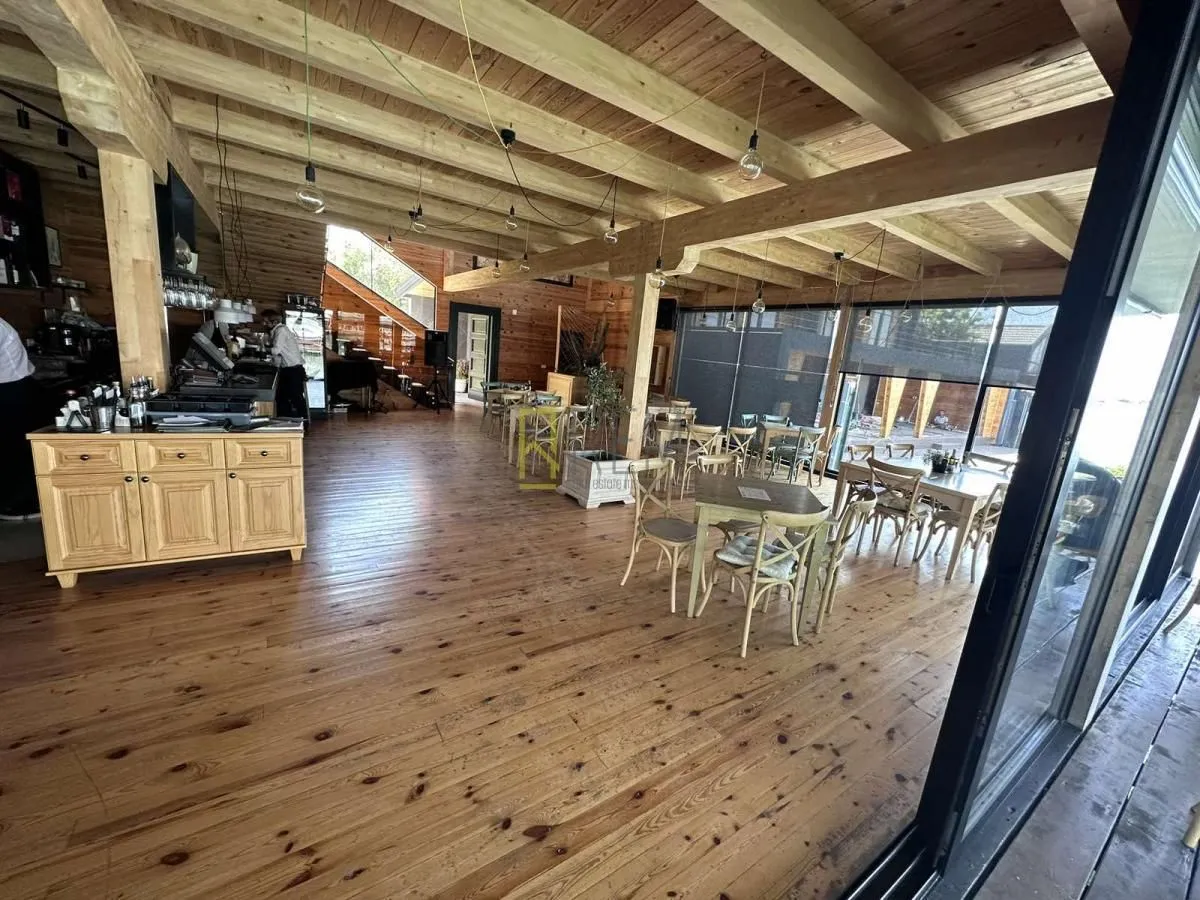 Prodaja, ugostiteljski objekat, 400m², Ulcinj, Crna Gora
