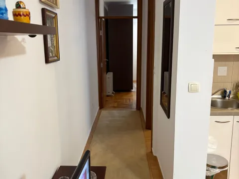 Rent, two bedroom apartment, 70m², Zaobilaznica, Budva - image 8