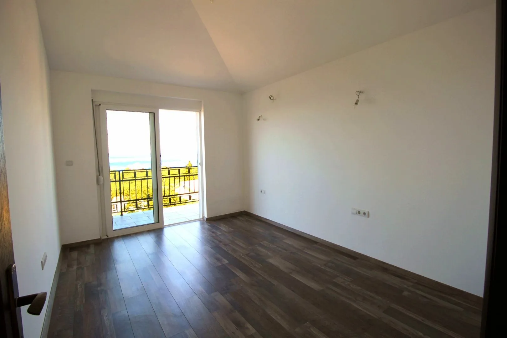 Sale, house, 226m², Utjeha, Bar