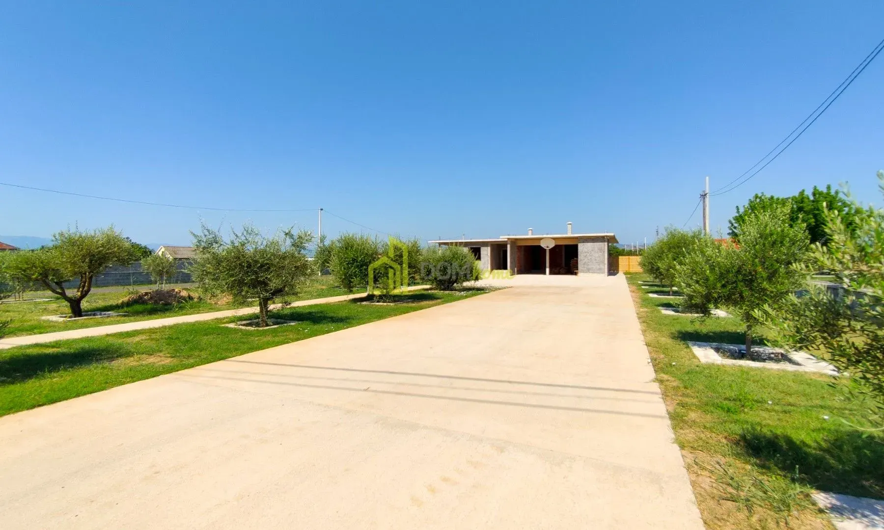 Sale, house, 250m², Zeta, Podgorica