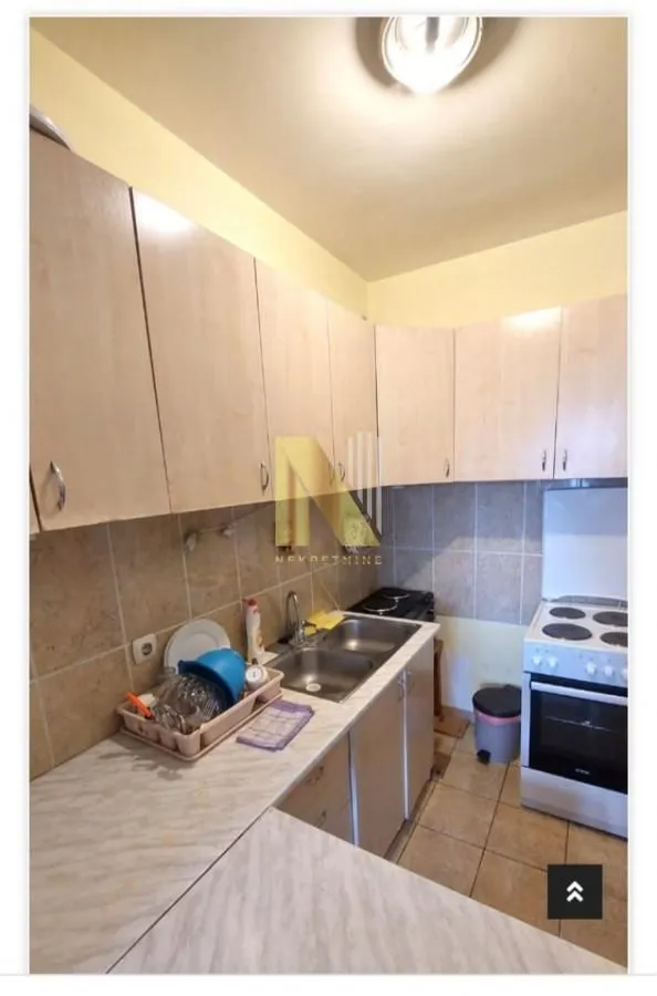Izdavanje, jednosoban stan, 37m², Bulevar Oslobodjenja, Novi Sad Sve Podlokacije