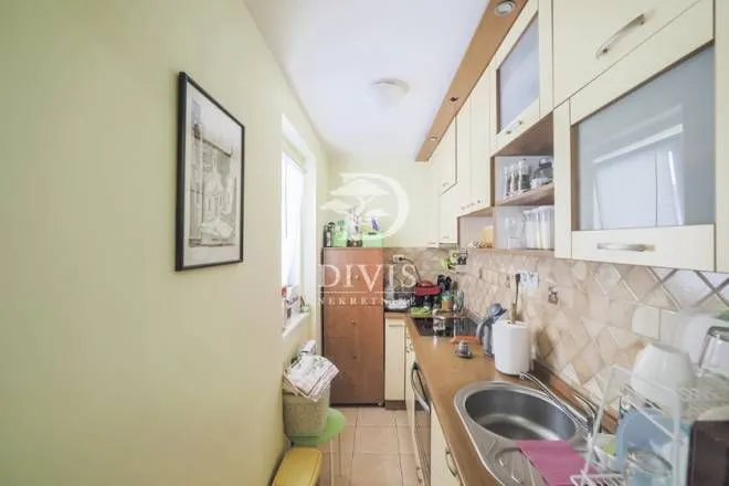 Rent, four bedroom apartment, 81m², Topličin venac, Beograd