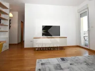 Izdavanje, dvosoban stan, 64m², City Kvart, Podgorica - image 4
