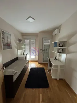 Izdavanje, dvosoban stan, 64m², City Kvart, Podgorica - image 7