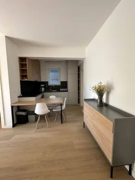 Rent, one bedroom apartment, 47m², Bečići, Budva - image 14
