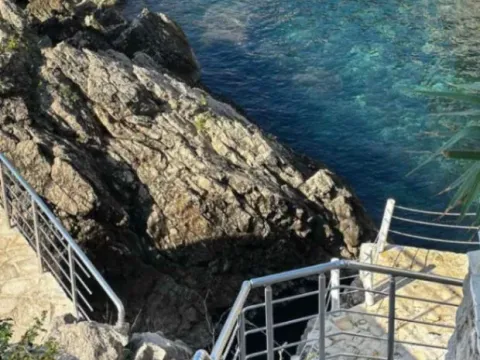 Izdavanje, dvosoban stan, 83m², Dobre Vode, Bar - image 13