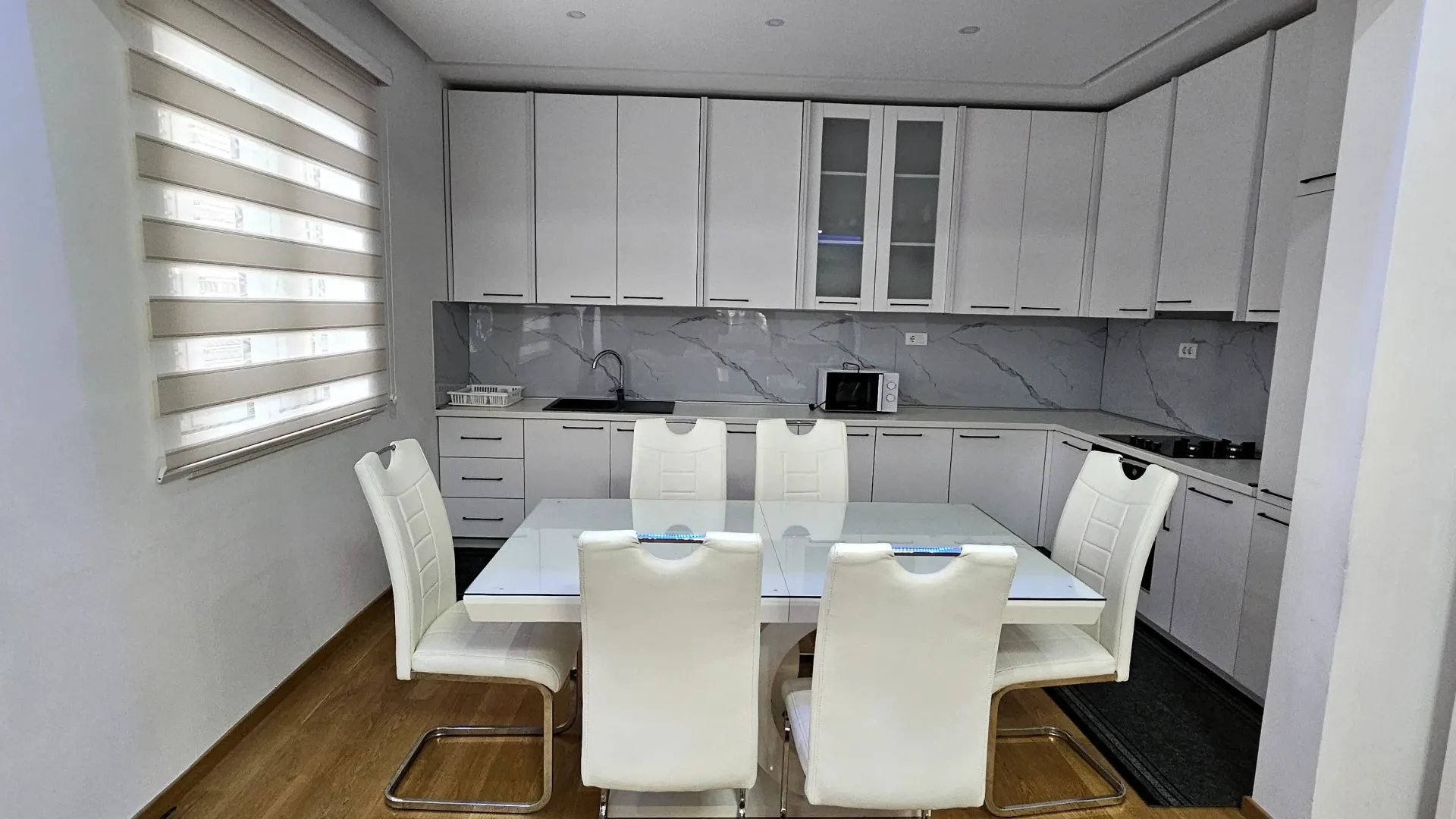 Rent, two bedroom apartment, 110m², Radanovići, Kotor