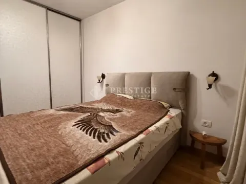 Rent, four bedroom apartment, 130m², Gorica C, Podgorica - image 8