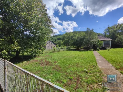 Prodaja, kuća, 100m², Lovci, Jagodina - image 40