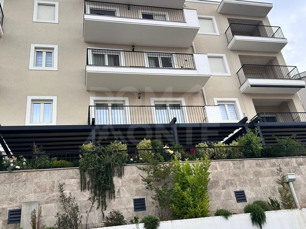 Prodaja, dvosoban stan, 68m², Kava, Tivat