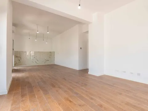 Prodaja, trosoban stan, 120m², Centar, Bar - image 8