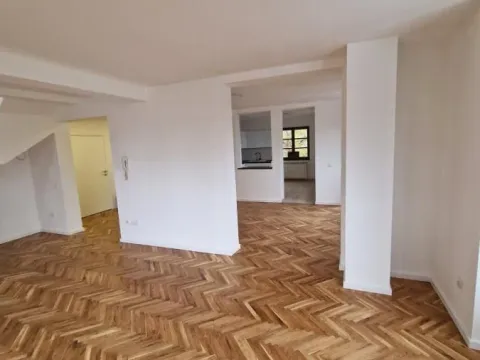 Rent, house, 180m², Autokomanda, Voždovac Sve Podlokacije - image 3