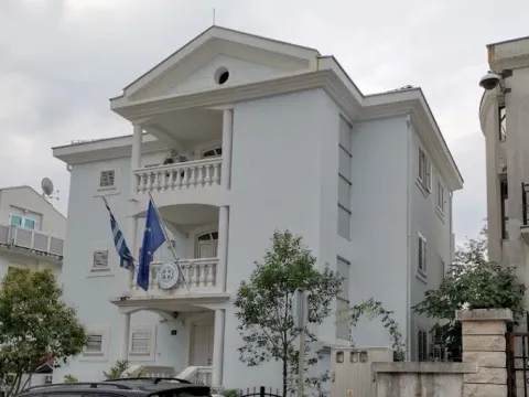 Izdavanje, kuća, Gorica C, Podgorica - image 2