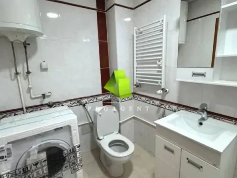 Izdavanje, dvosoban stan, 70m², Centar, Niš - image 5