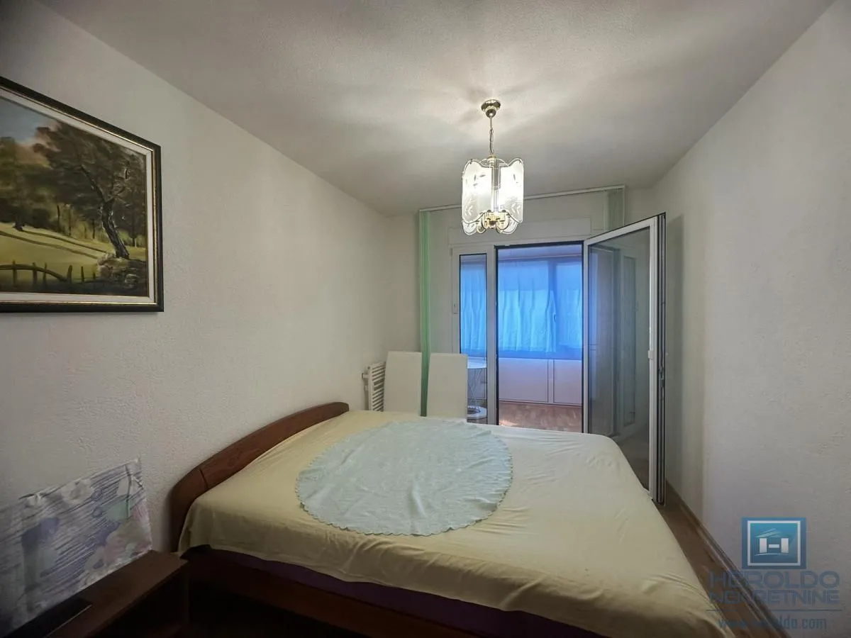 Prodaja, kuća, 300m², Ćuprija, Srbija