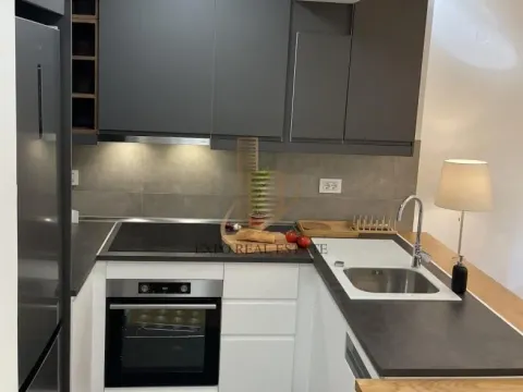 Izdavanje, trosoban stan, 67m², Tašmajdan, Palilula Sve Podlokacije - image 7