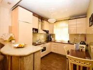 Rent, house, 300m², Zabjelo, Podgorica - image 11