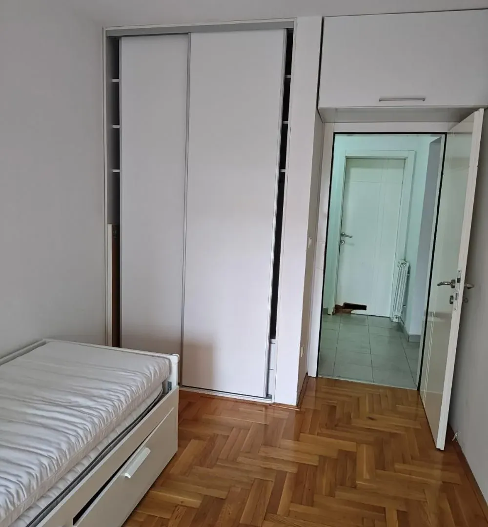Rent, two bedroom apartment, 52m², Đeram Pijaca, Beograd