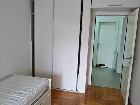 Rent, two bedroom apartment, 52m², Đeram Pijaca, Beograd - image 2