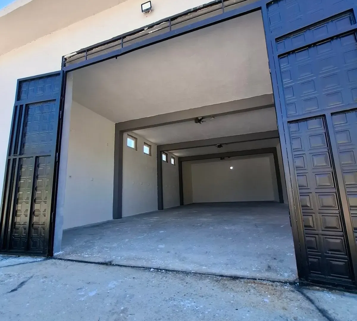 Rent, parking/garage, 105m², Cijevna, Podgorica