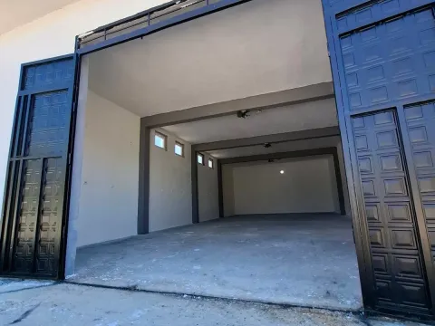 Rent, parking/garage, 105m², Cijevna, Podgorica - image 4