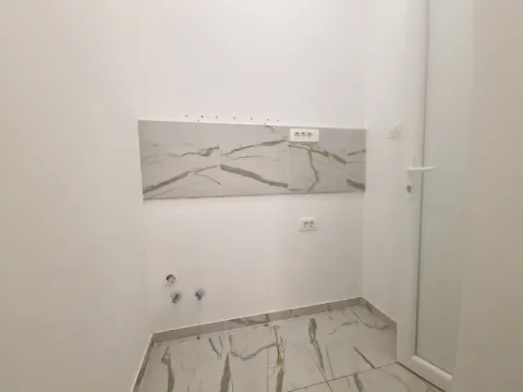 Rent, office space, 32m², Budva, Crna Gora - image 3