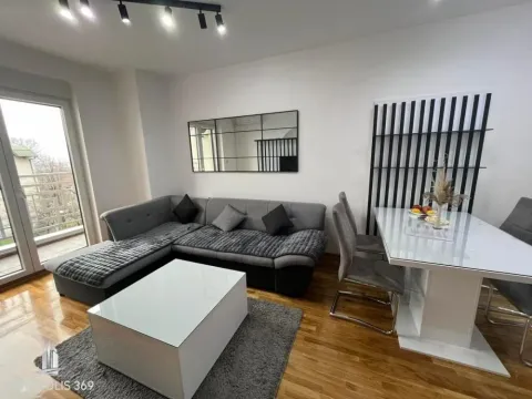 Izdavanje, dvosoban stan, 50m², Hala Pionir, Palilula Sve Podlokacije - image 2