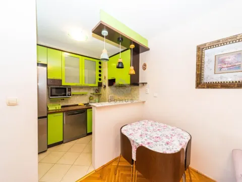 Izdavanje, jednosoban stan, 40m², Blok 6, Podgorica - image 4