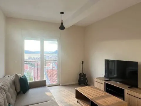 Rent, one bedroom apartment, 50m², Kalimanj, Tivat - image 3