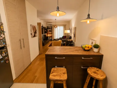 Sale, one bedroom apartment, 52m², Blok 6, Podgorica - image 5