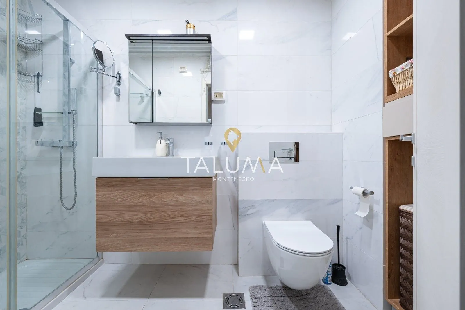 Izdavanje, dvosoban stan, 68m², City Kvart, Podgorica