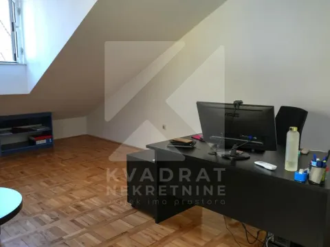 Rent, office space, 160m², Centar, Podgorica - image 7